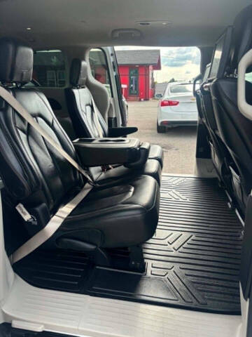 2018 Chrysler Pacifica Touring L Plus