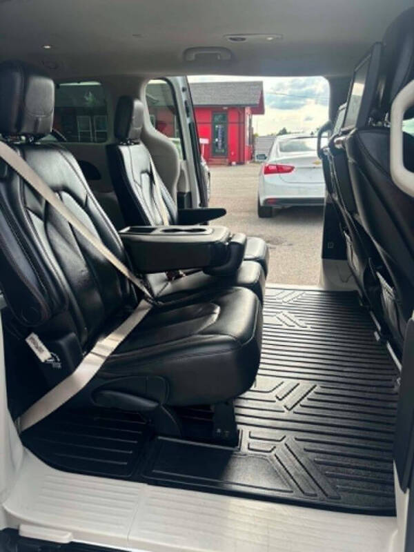 2018 Chrysler Pacifica Touring L Plus