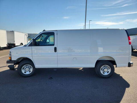 2025 Chevrolet Express 3500