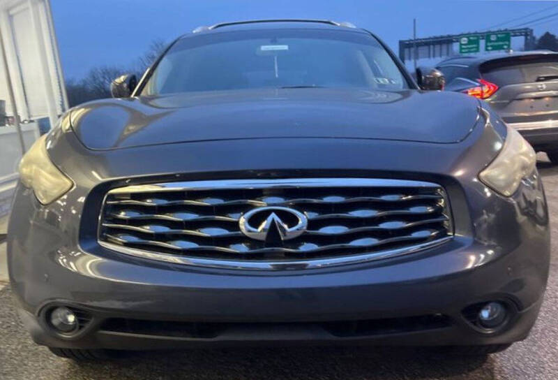 2011 Infiniti FX35
