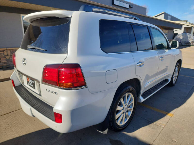 2010 Lexus LX 570