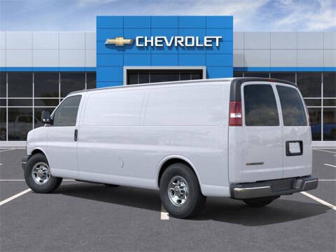 2025 Chevrolet Express 3500