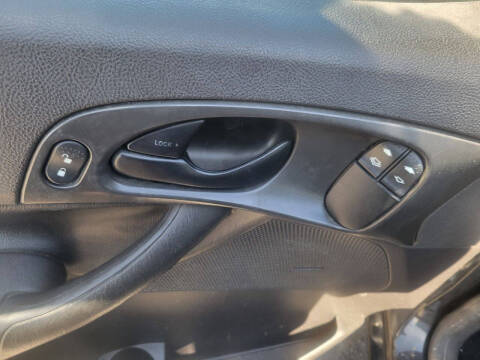 2007 Ford Focus ZX3 SE