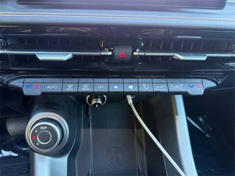 2024 Alfa Romeo Tonale Hybrid Ti