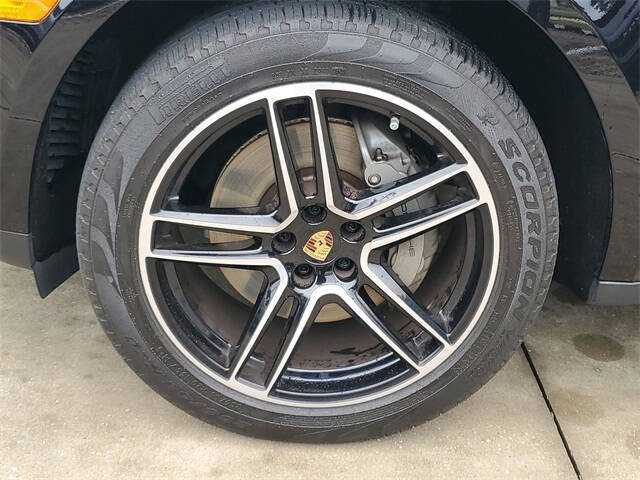 2020 Porsche Macan S