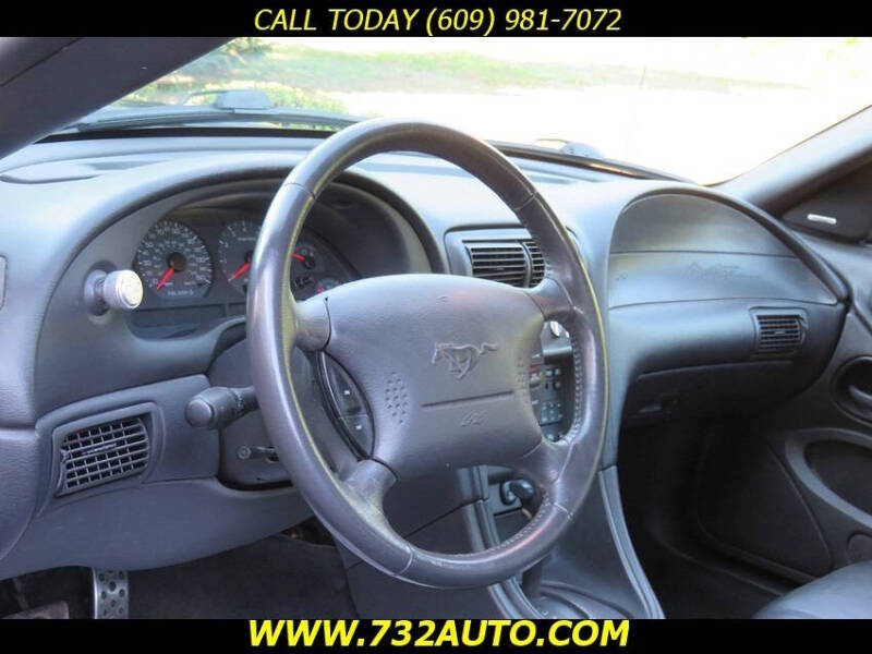2003 Ford Mustang GT Deluxe