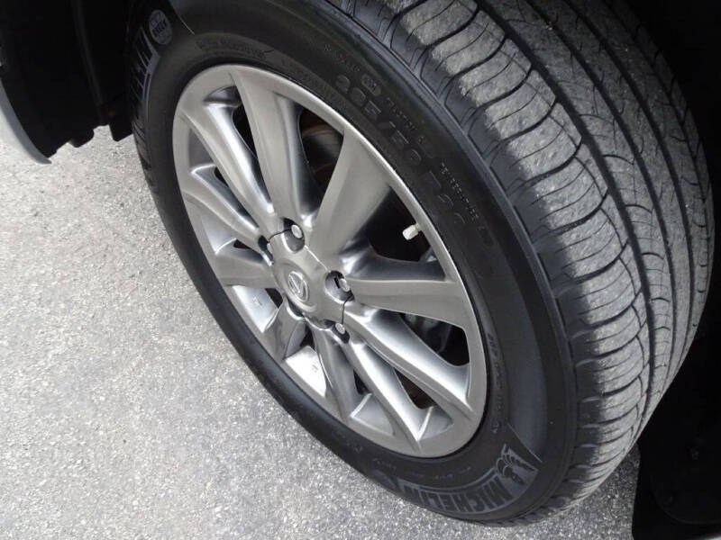 2011 Lexus LX 570