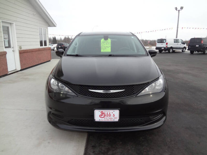 2021 Chrysler Voyager LX