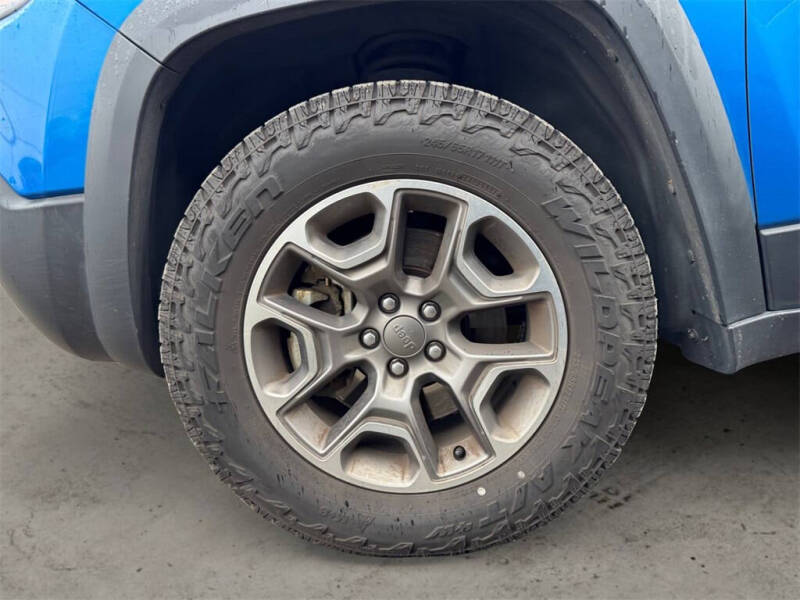 2021 Jeep Cherokee Trailhawk