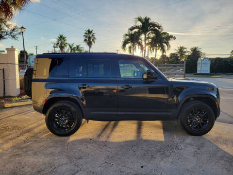 2025 Land Rover Defender 110 P300 S