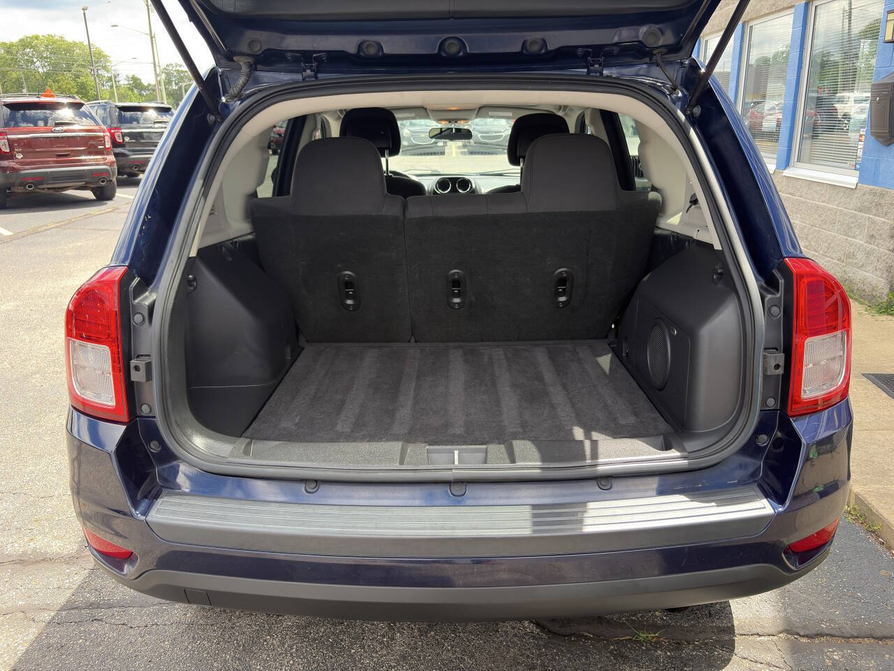 Dk. Blue 2012 Jeep Compass Latitude Latitude 4dr SUV 12