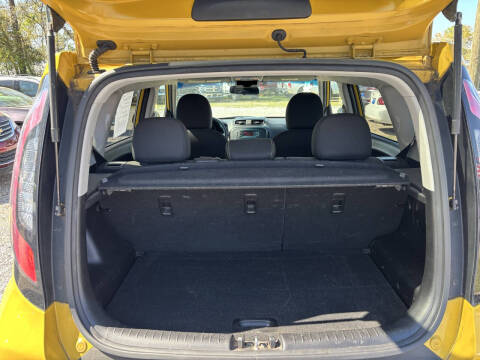 2015 Kia Soul +