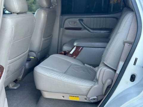 2005 Toyota Sequoia Limited