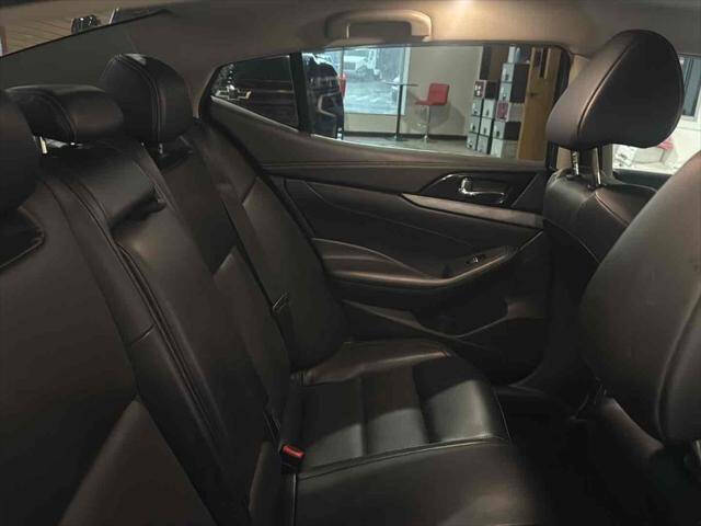2017 Nissan Maxima