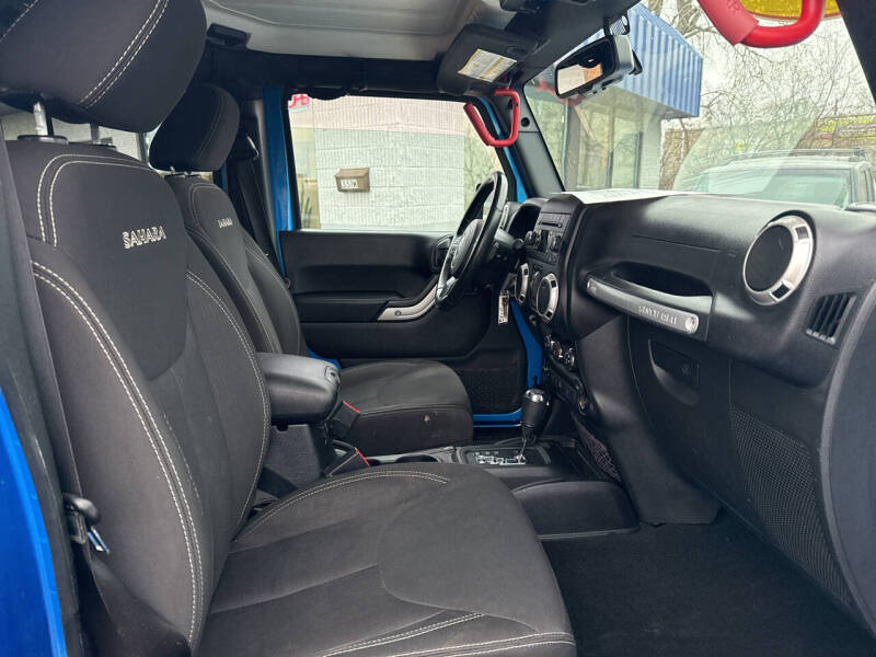 2016 Jeep Wrangler Unlimited Sahara