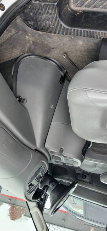 2005 Ford E-Series E-150