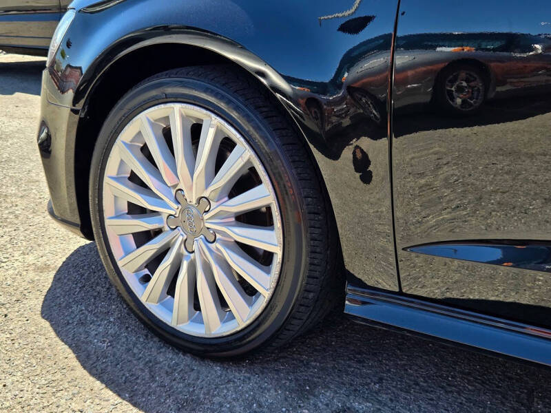 2017 Audi A3 Sportback e-tron 1.4T Premium Plus