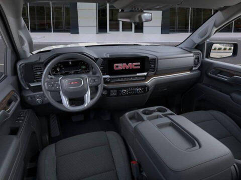 2025 GMC Sierra 1500 Elevation Standard