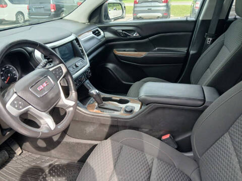 2018 GMC Acadia SLE-2