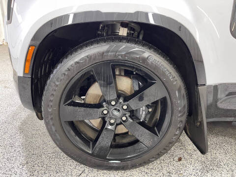 2022 Land Rover Defender 110 V8