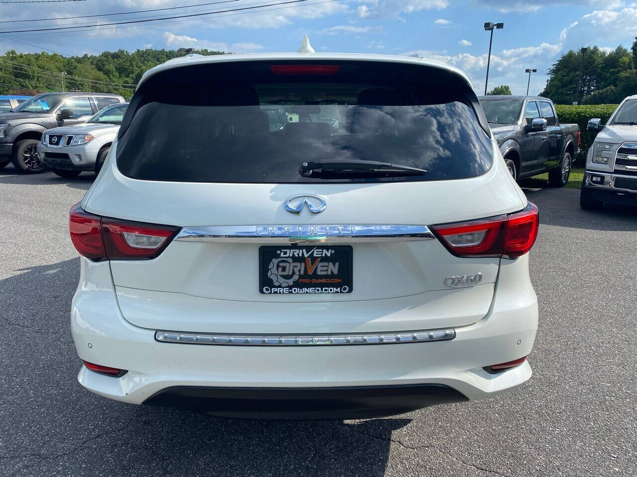 2016 INFINITI QX60 for sale at Driven Pre-Owned in Lenoir, NC