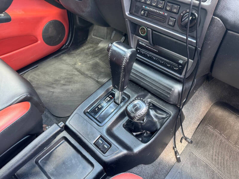 2001 Isuzu VehiCROSS