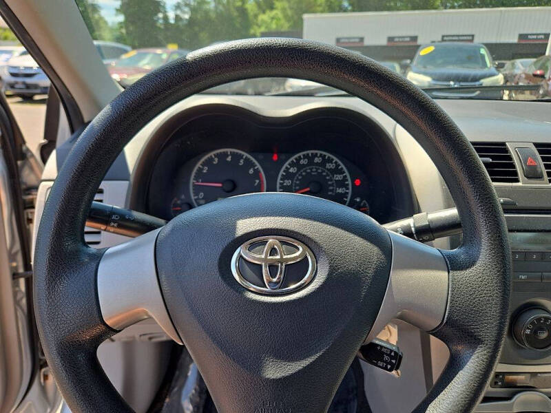 2011 Toyota Corolla LE