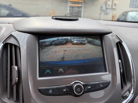 2017 Chevrolet Cruze LT Auto