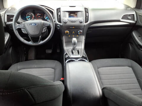 2018 Ford Edge SE