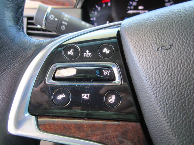 2013 Cadillac XTS Luxury Collection