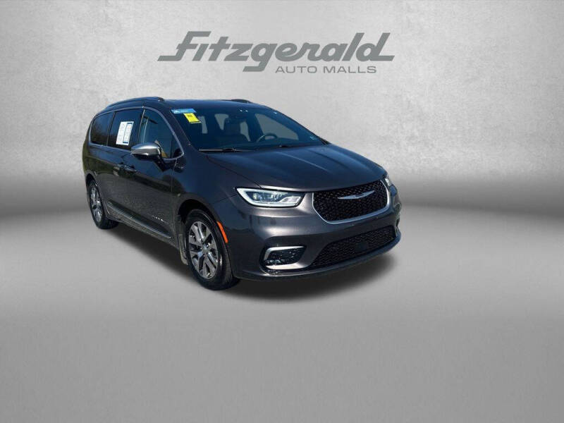 2023 Chrysler Pacifica Plug-In Hybrid Pinnacle