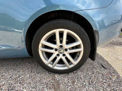2010 Volkswagen Eos Lux