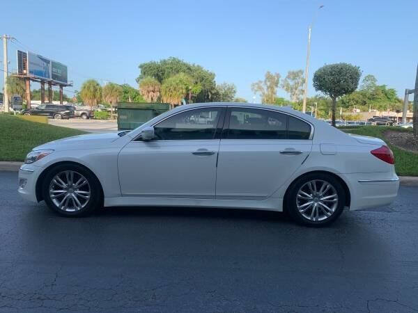 2012 Hyundai Genesis  - $12,999
