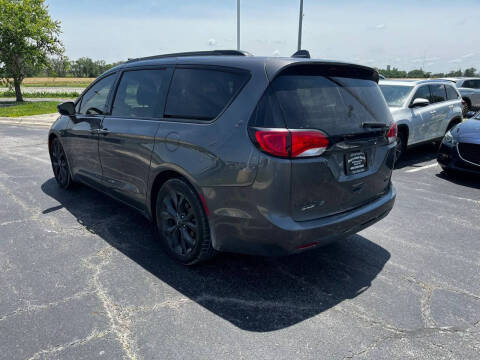 2018 Chrysler Pacifica Limited