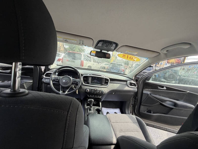 2018 Kia Sorento LX