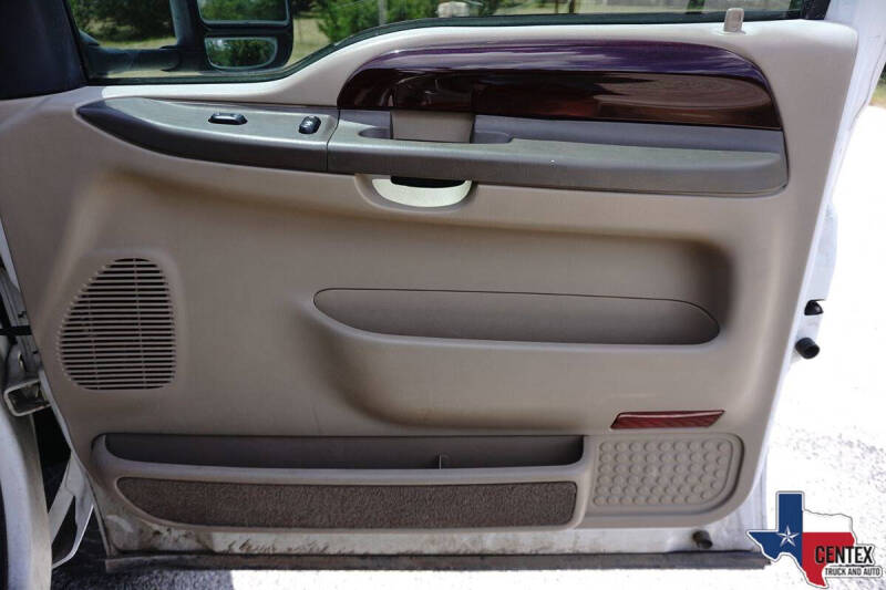2003 Ford Excursion Eddie Bauer