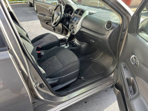 2016 Nissan Versa 1.6 SV