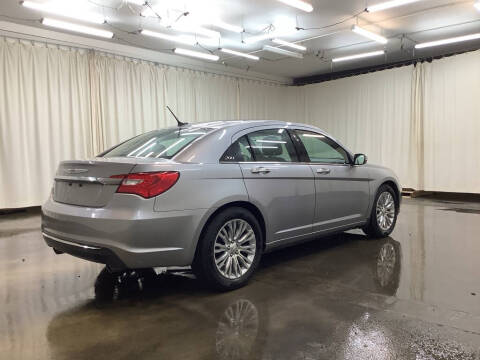 2013 Chrysler 200 Limited