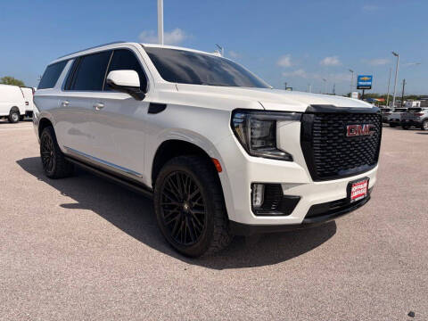 2023 GMC Yukon XL Denali