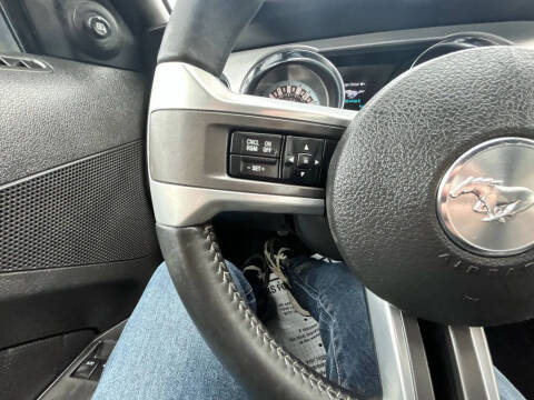 2013 Ford Mustang V6 Premium