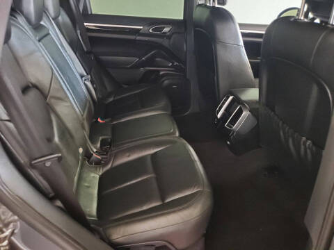 2012 Porsche Cayenne