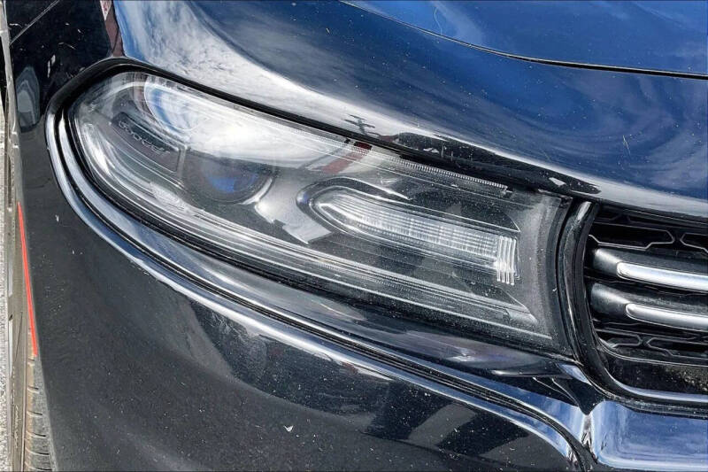 2016 Dodge Charger SE