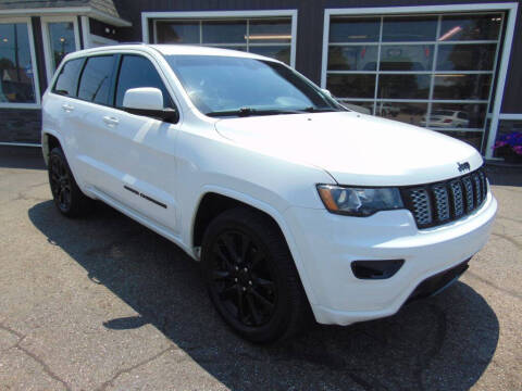 2017 Jeep Grand Cherokee Laredo