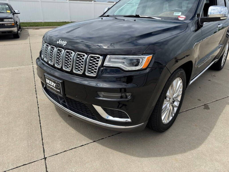 2017 Jeep Grand Cherokee Summit