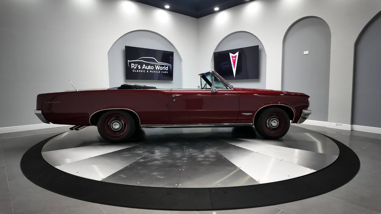 1964 Pontiac GTO 4