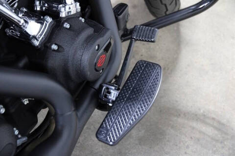 2025 Harley-Davidson SOFTAIL LO