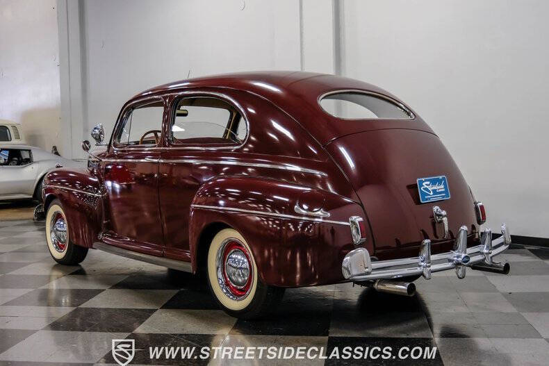 1941 Ford Deluxe