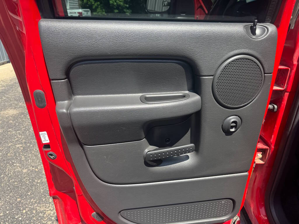 2005 Dodge Ram 2500 23