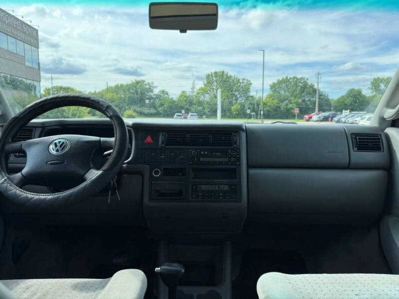 2003 Volkswagen EuroVan GLS