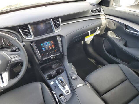 2025 Infiniti QX50 Luxe